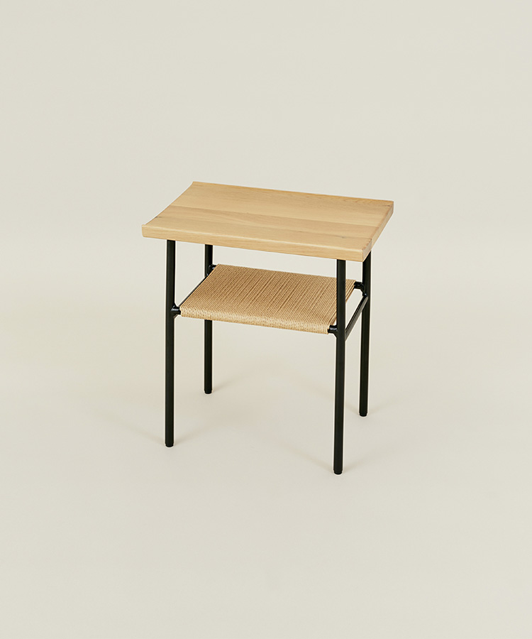 PRODUCTS — TABLE | DOORS LIVING PRODUCTS 私たちの木の家具 | URBAN