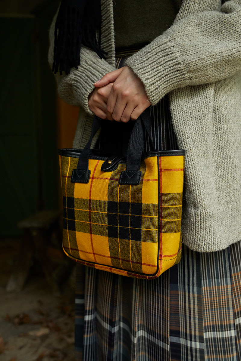 DOORS WOMEN 2020 A/W LOOK