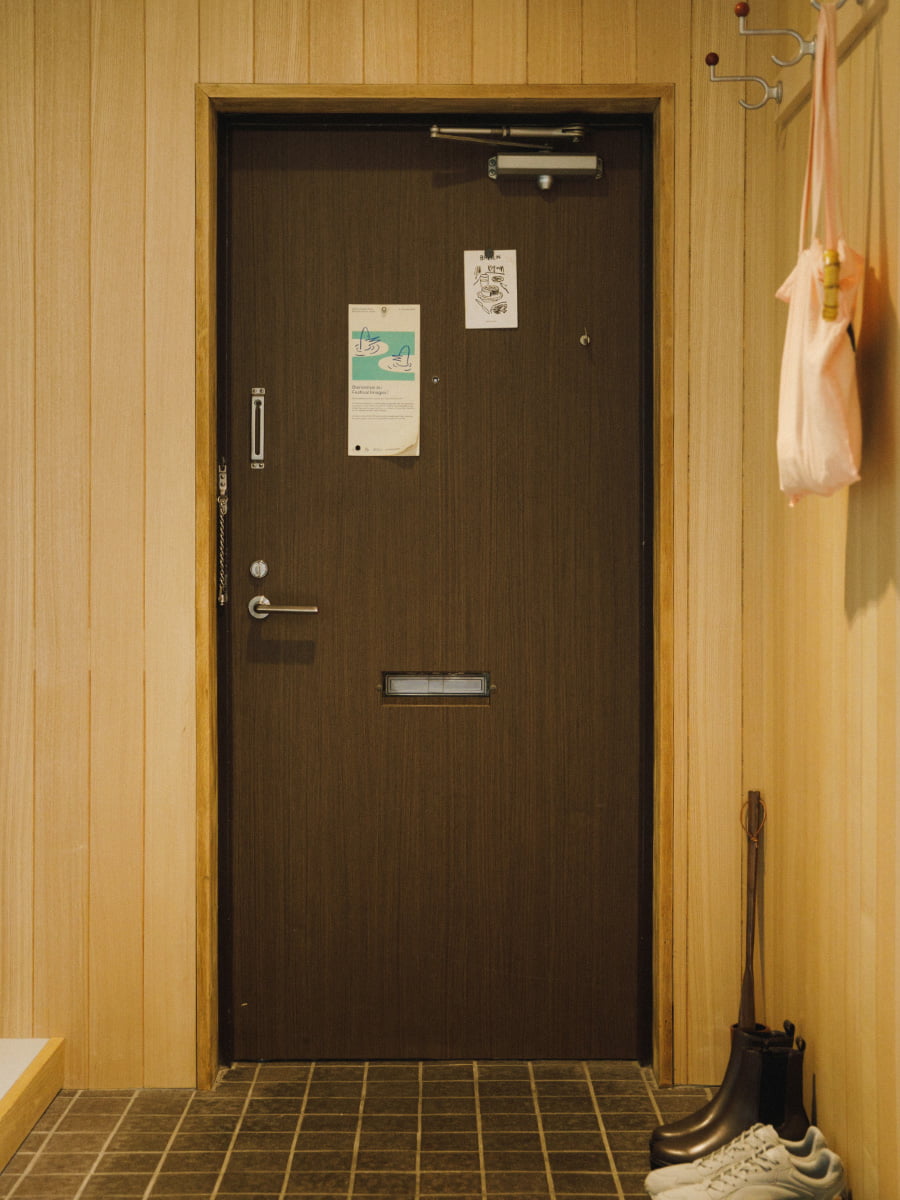 URBAN RESEARCH DOORS
ノーカラーウールコート アーバンリサーチドアーズ URBAN RESEARCH DOORS タックフライス