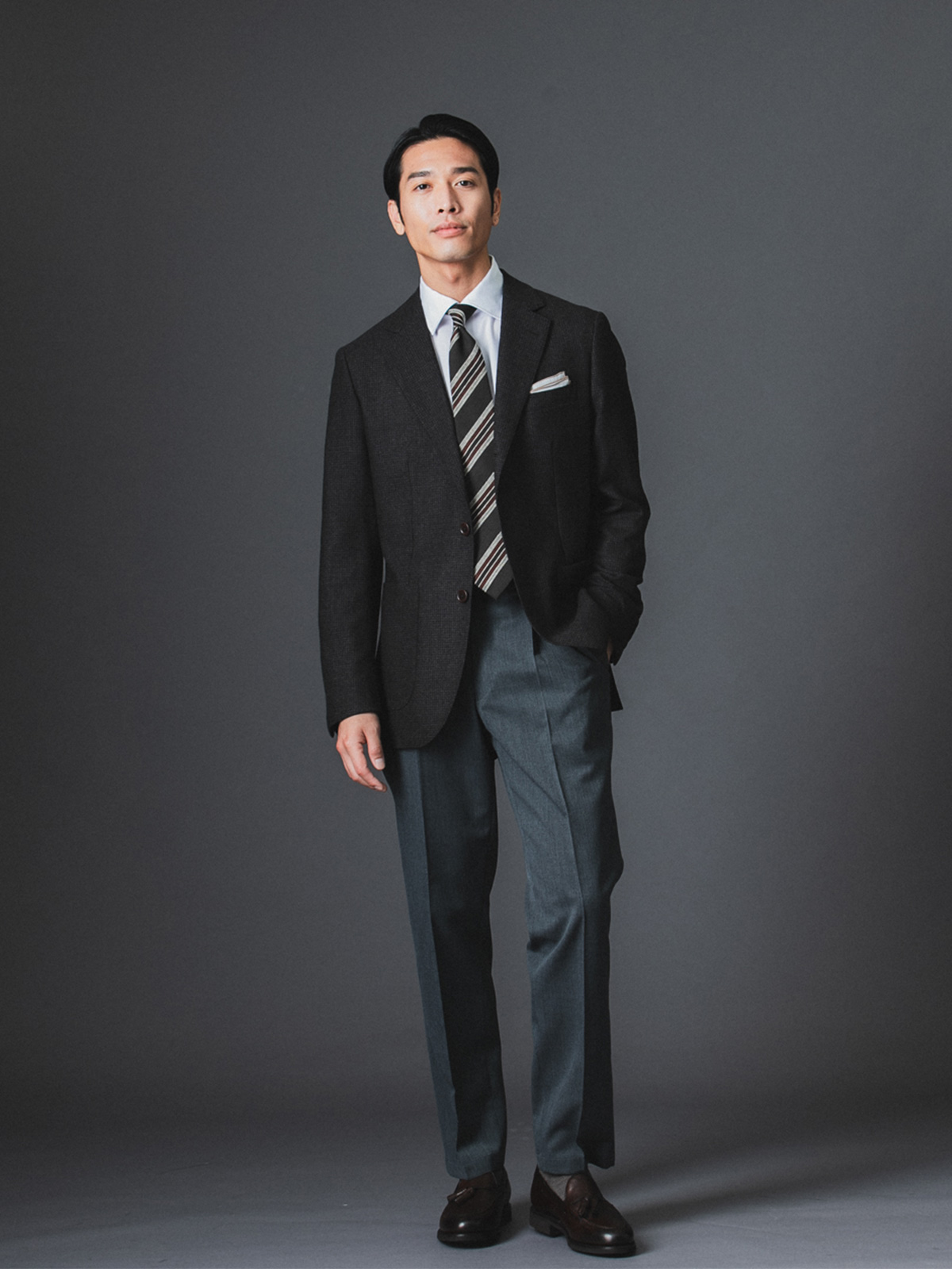 URBAN RESEARCH DOORS オリーブ スーツ LIFE STYLE TAILOR 2024 AUTUMN / WINTER | URBAN RESEARCH