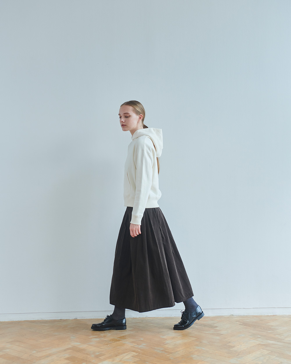 WOMEN 07