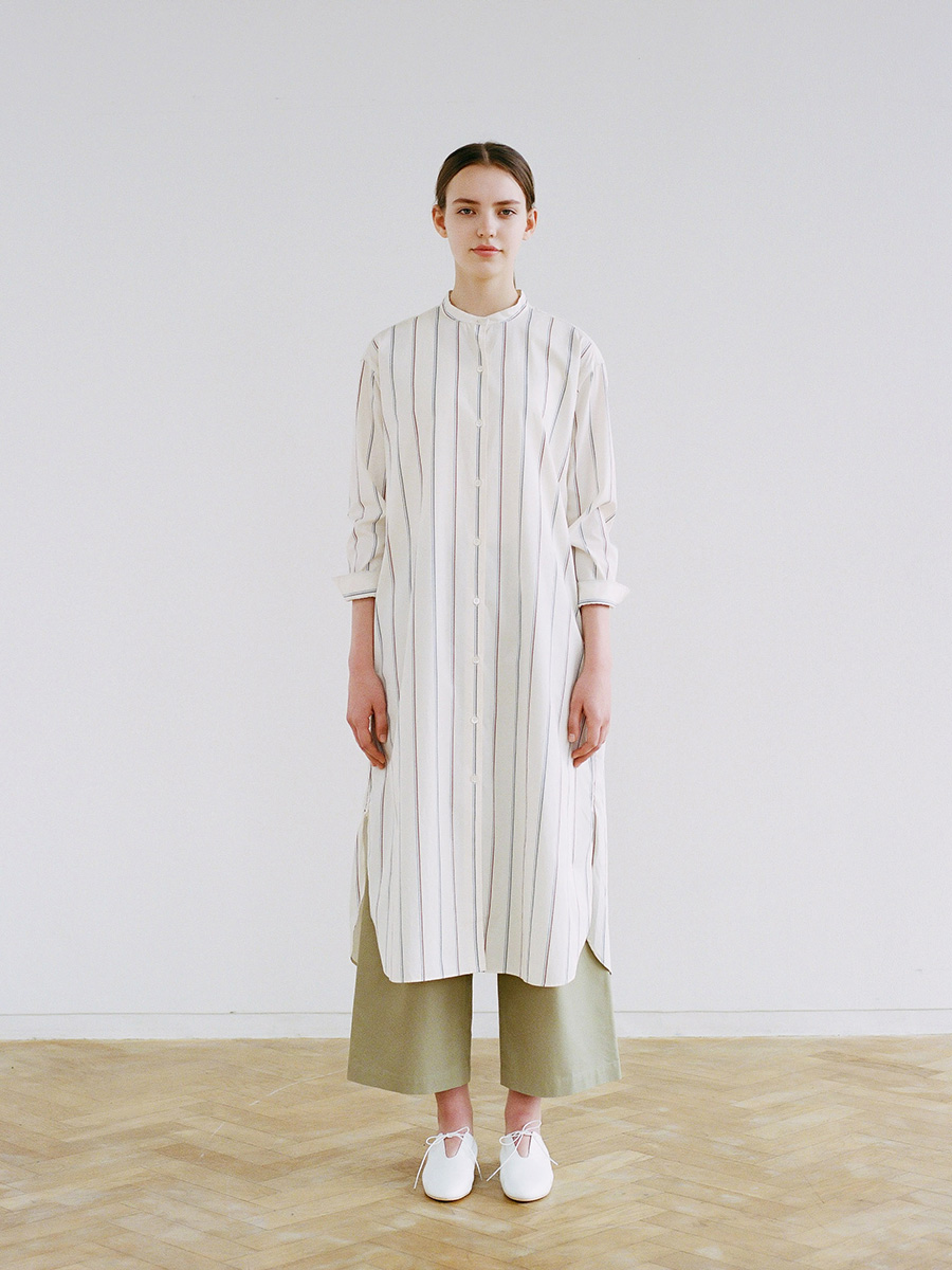 WOMEN 02