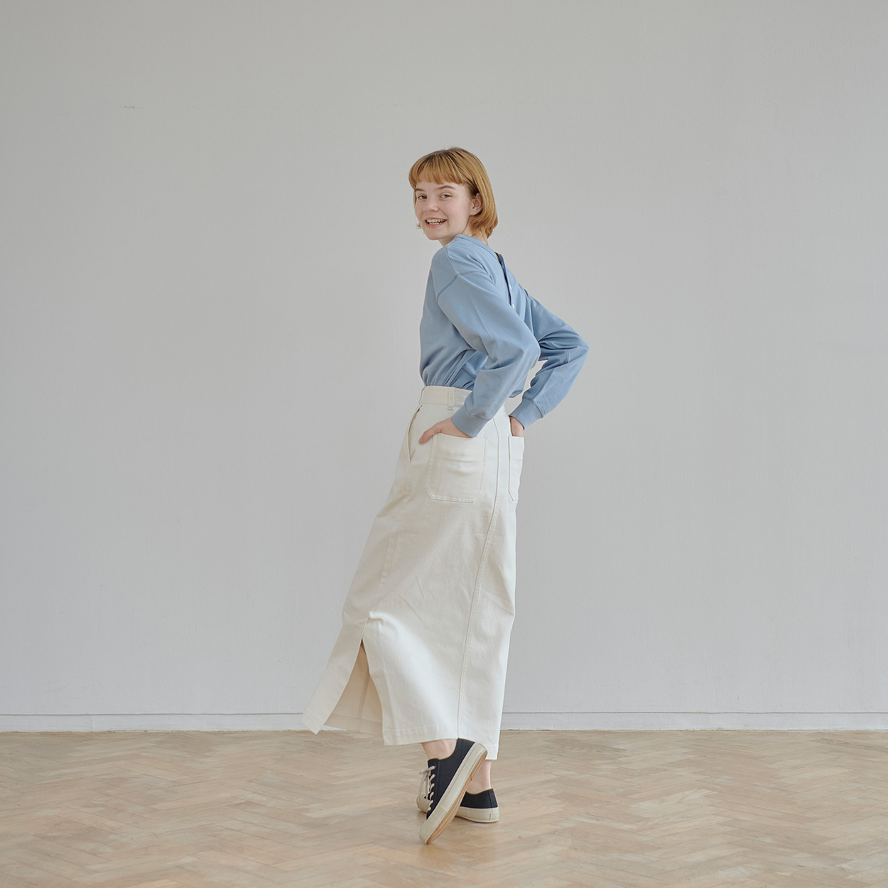 WOMEN 09