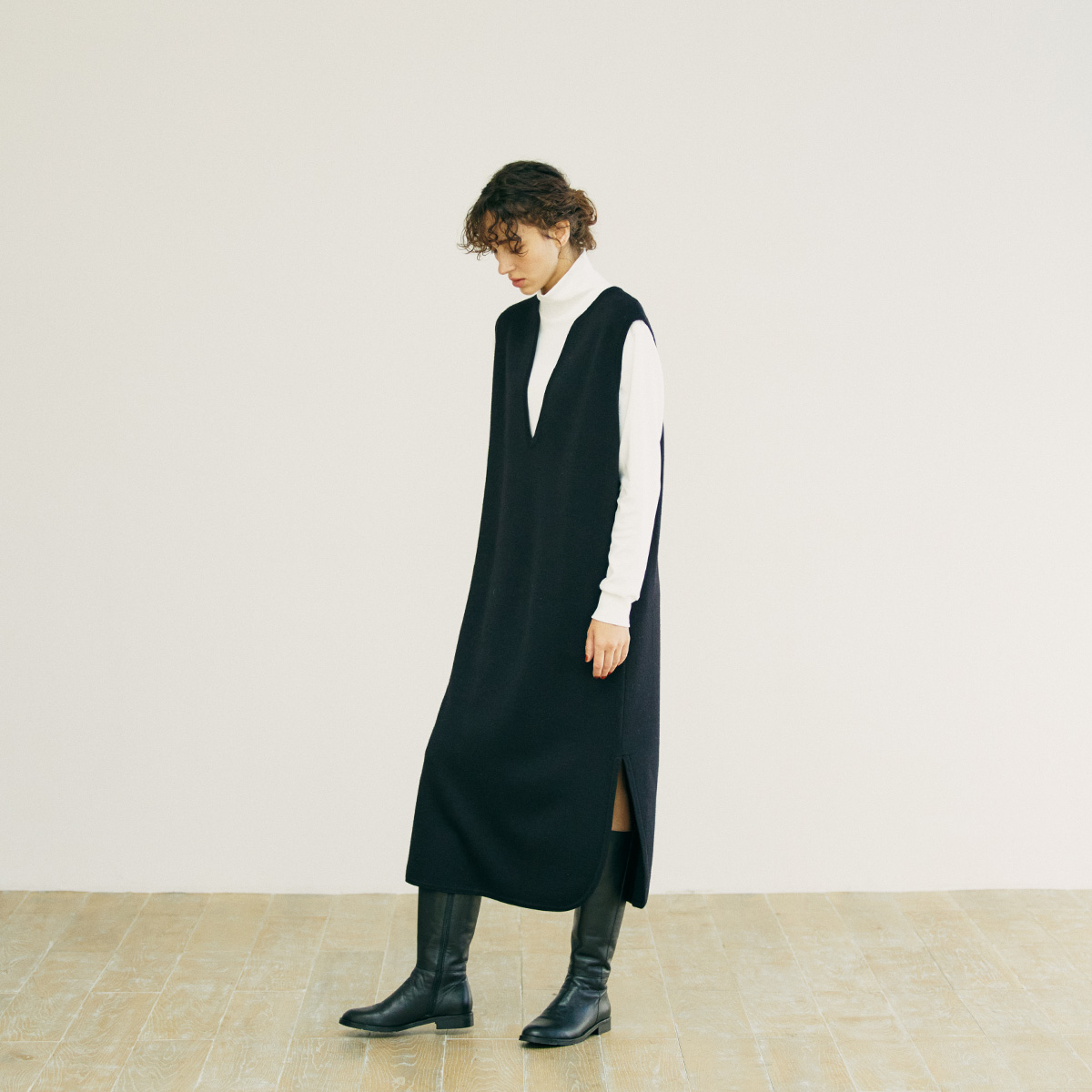 WOMEN 05