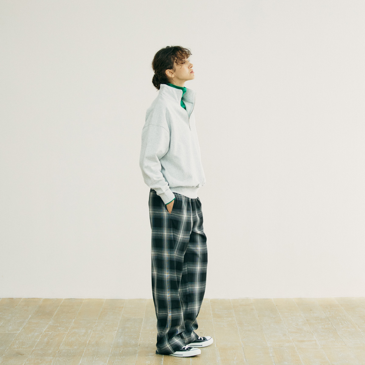 WOMEN 09