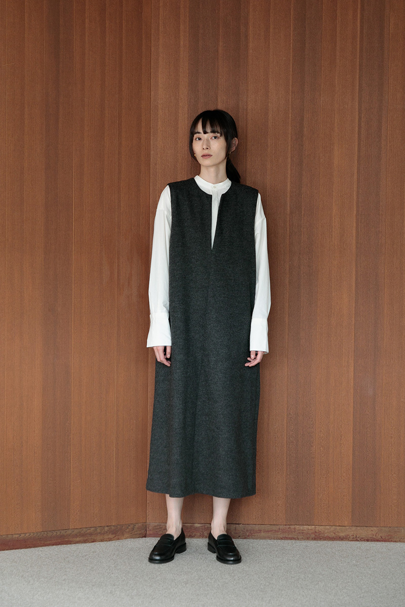 新品タグ付き かぐれ 2WAY仕様ウールロングジレ アーバン