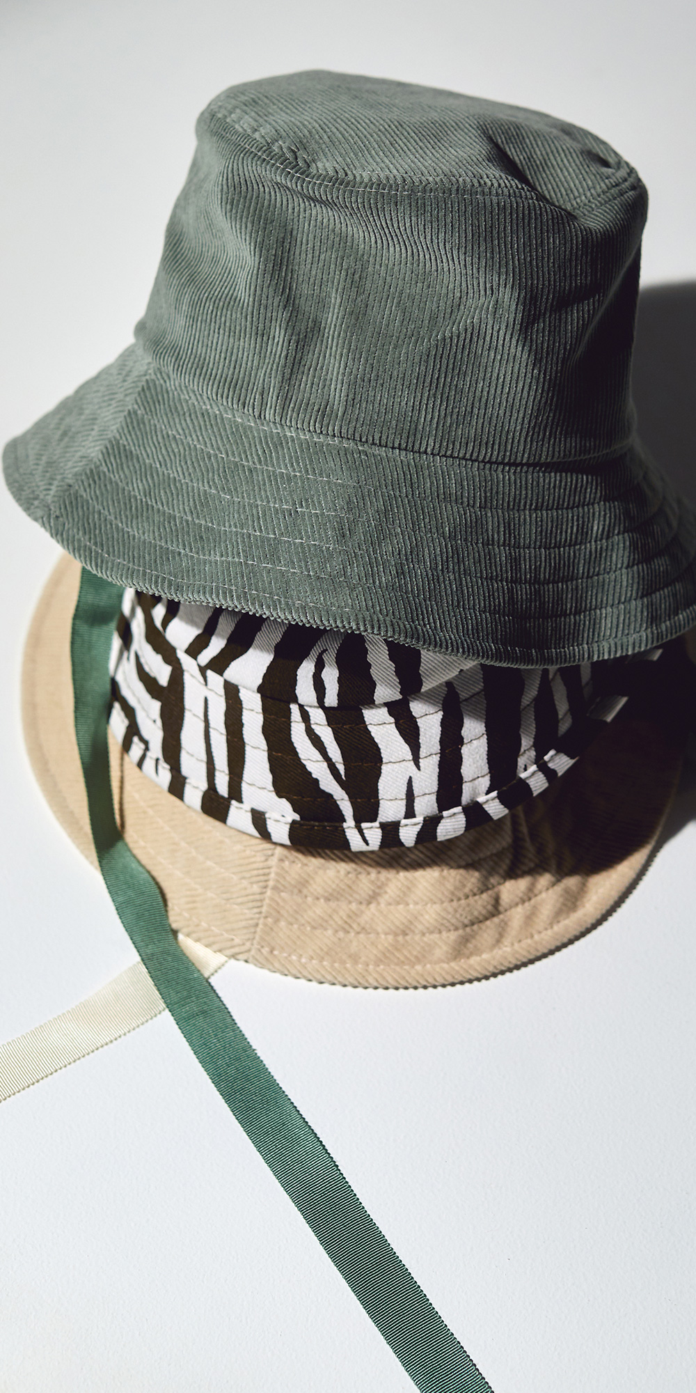 SMELLY 2020 A/W LOOK