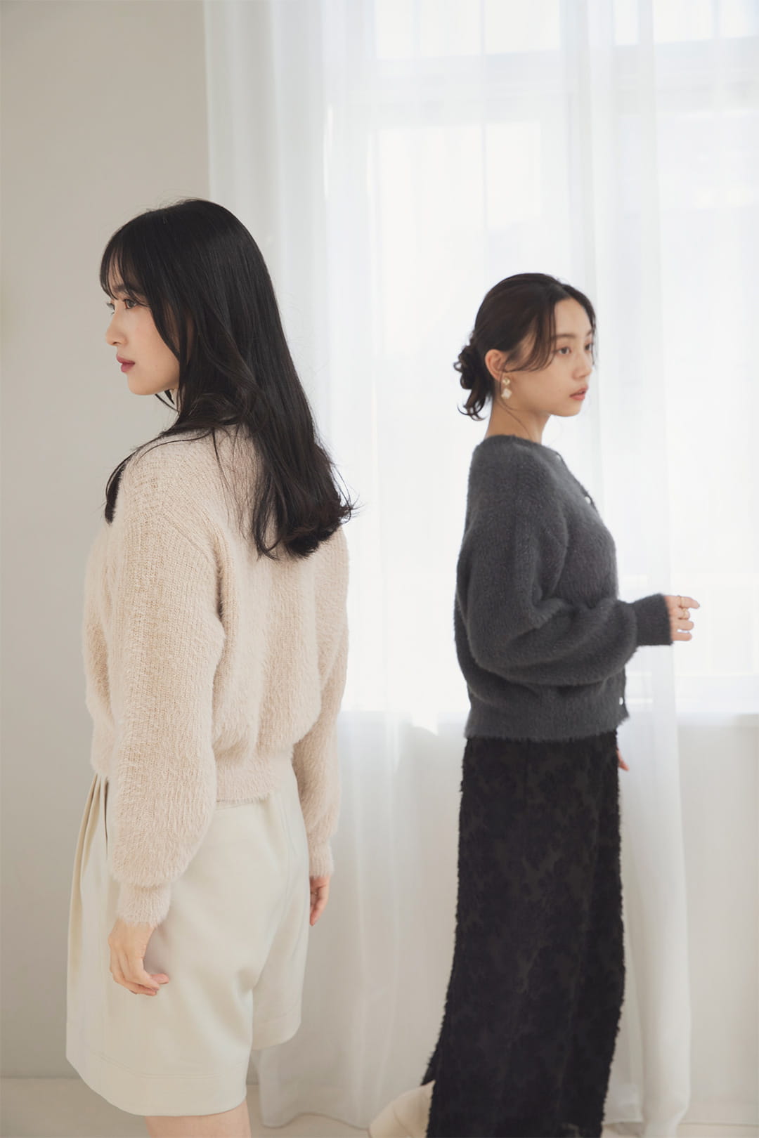 LOOK 01
