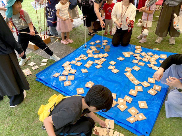 無印良品キャンプ場「絵合わせ お魚釣り」