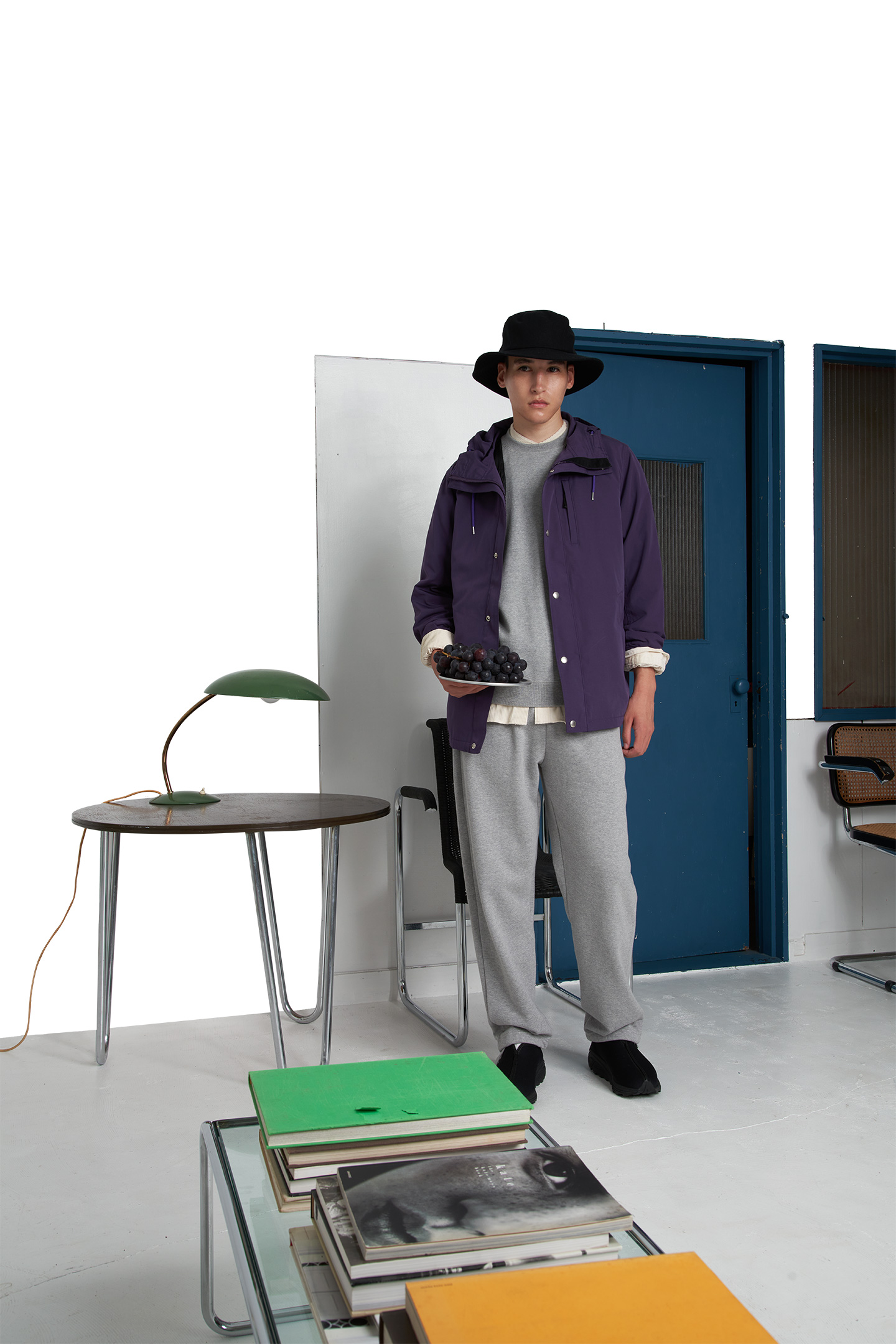 URBAN RESEARCH ウールポンチョ セール】 ショート丈ウールニット （ニット・セーター）｜URBAN