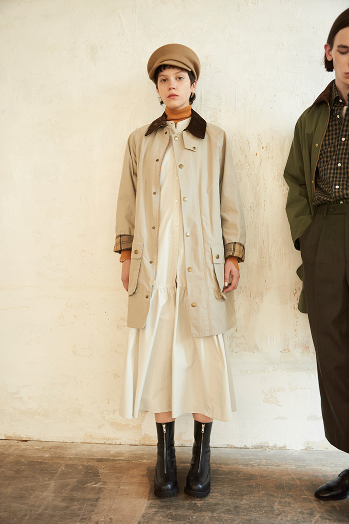 今期発売　URBANRESEARCH　アイボリー コート アーバンリサーチ ウール 毛 オーバーフードコート フード付き