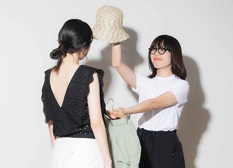 URBAN RESEARCH WOMEN’S 2023 SUMMER 別注はこう着る！？